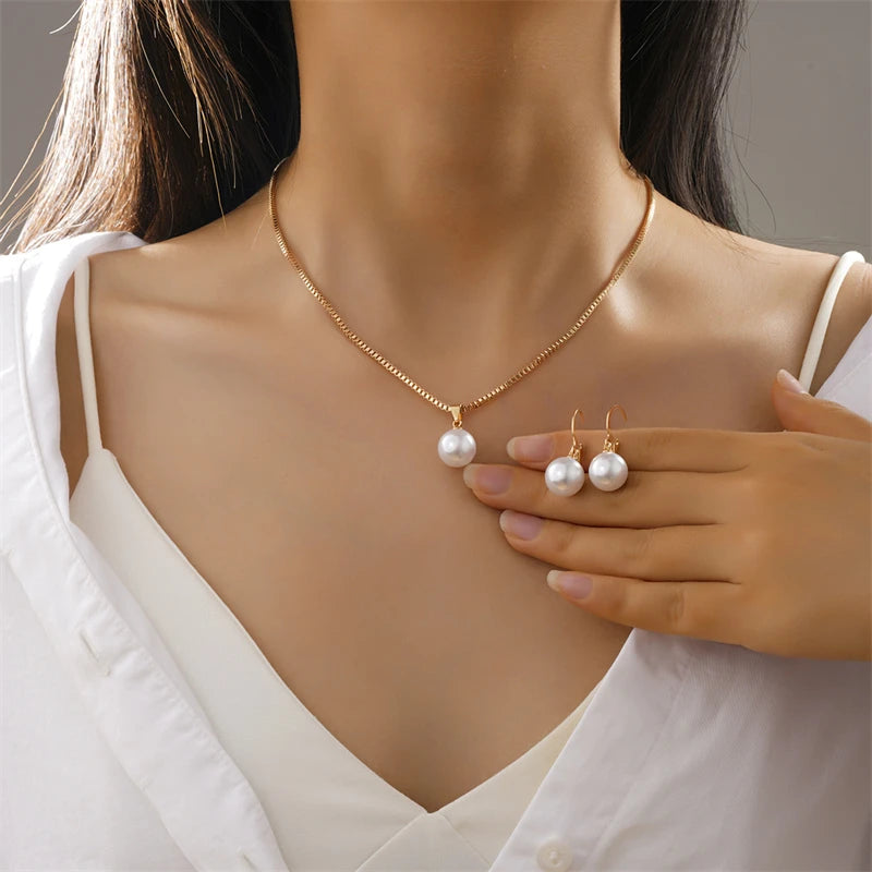Aurora Pearl Set