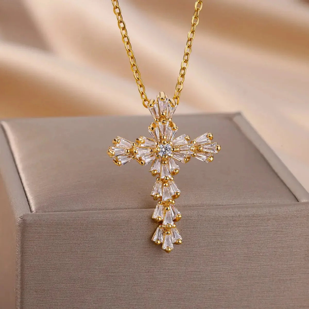 LuxeCross